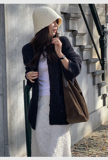 B09.小V家駝羊毛日常針織外套