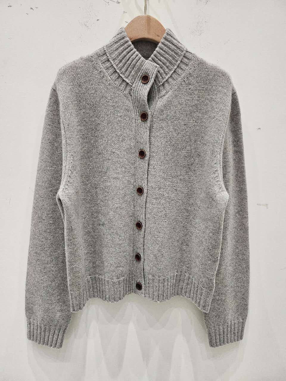 B42.星星家微立領100%羊毛排釦外套