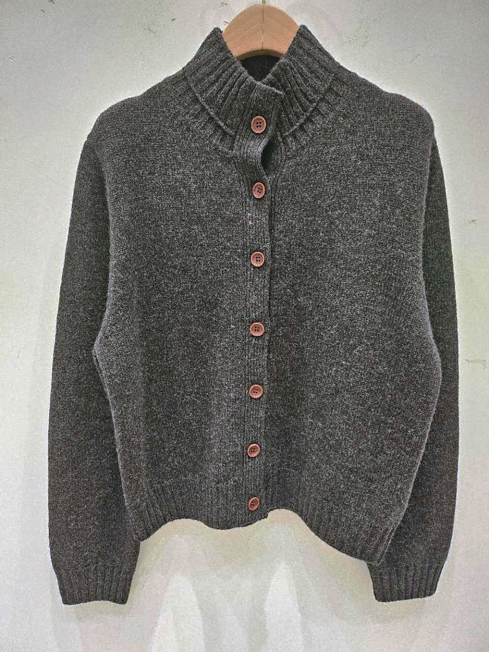 B42.星星家微立領100%羊毛排釦外套