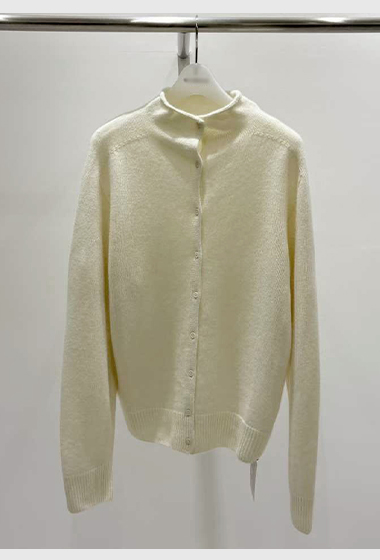 B77.質感家微高領小排釦毛衣外套