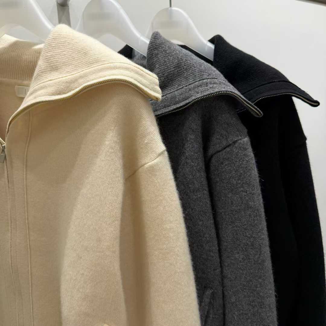 B76.質感家坑條大翻領拉鍊短外套