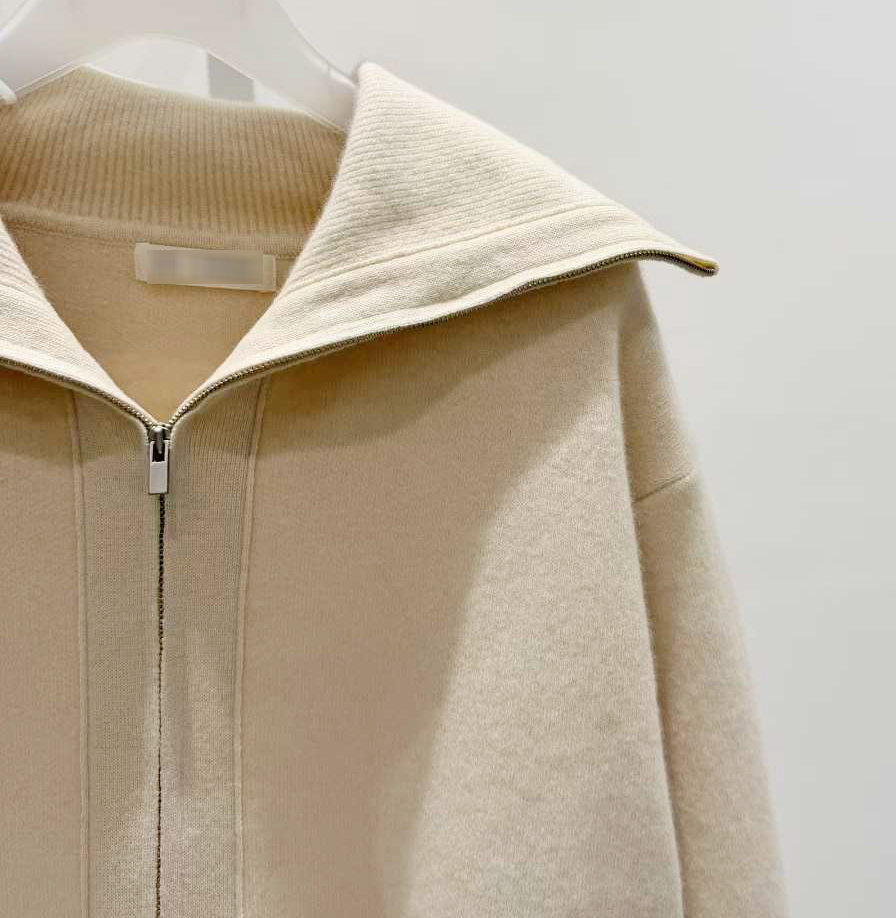 B76.質感家坑條大翻領拉鍊短外套