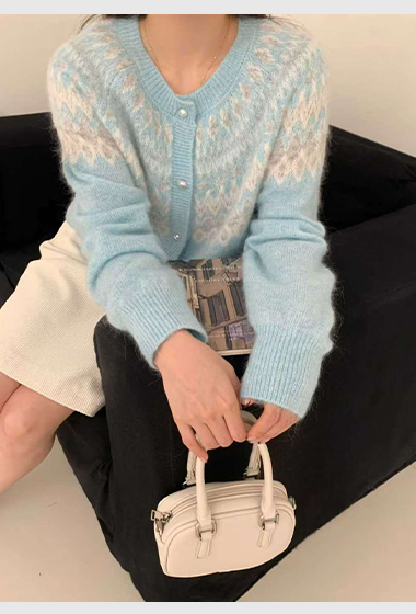 B104.可可家夢幻印花羊毛排釦外套