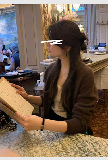 A17.顏值家V領柔美5%CASHMERE小外套