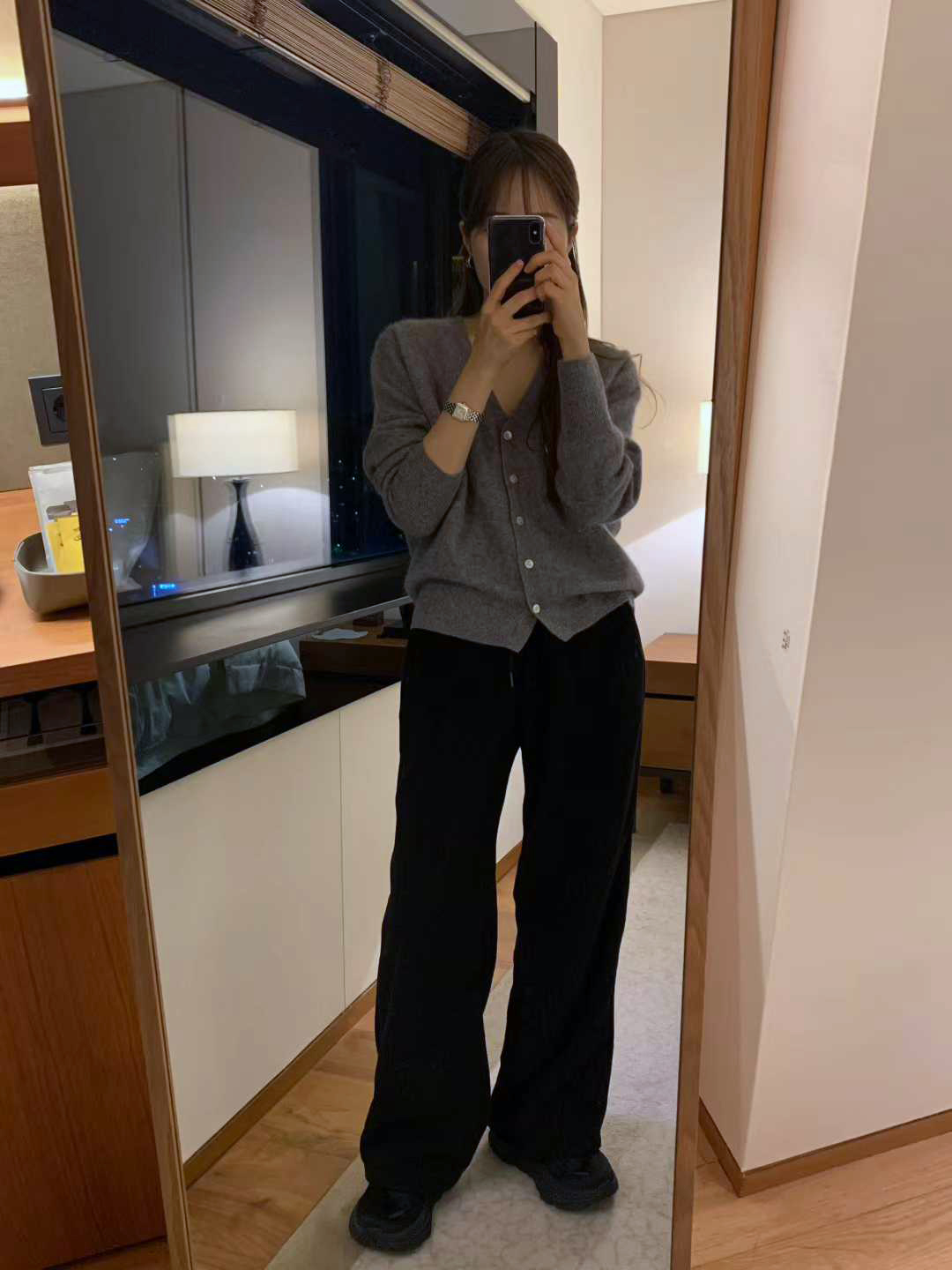 A17.顏值家V領柔美5%CASHMERE小外套