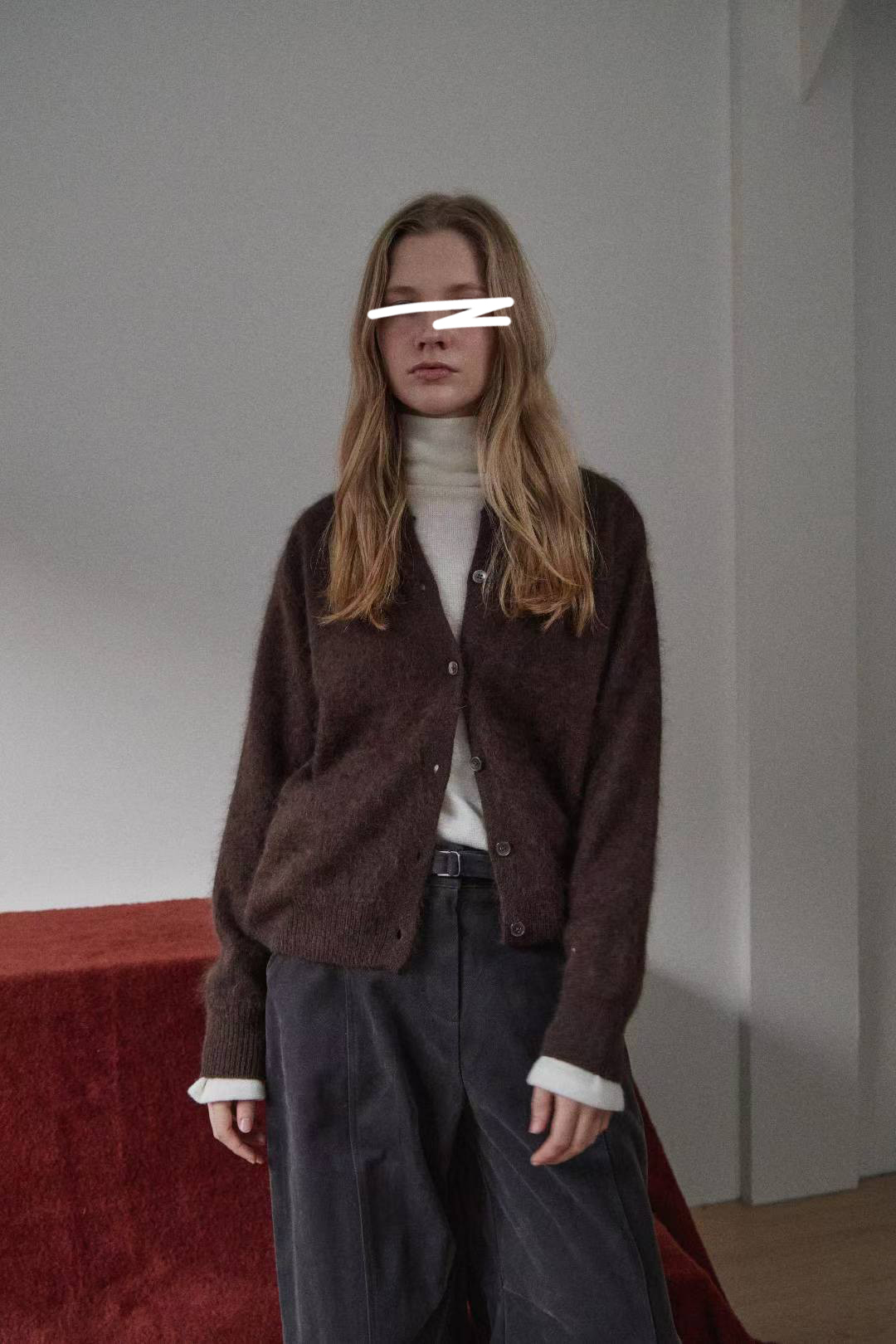 C33. 唯美10%CASHMERE毛衣小外套