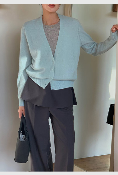 A119.造型2WAY假兩件浣熊毛衣