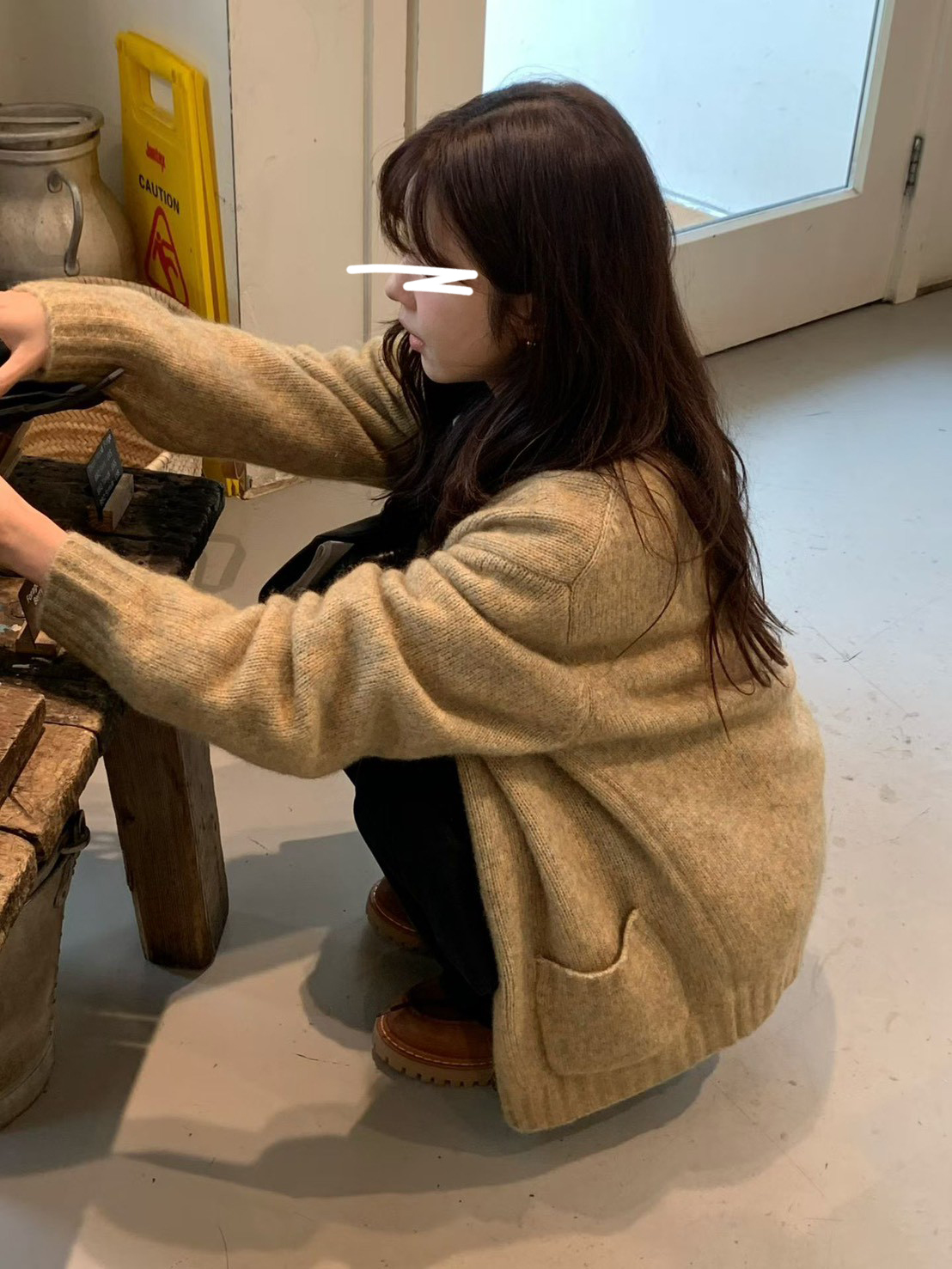 A17.小V家唯美雙口袋馬海毛衣外套