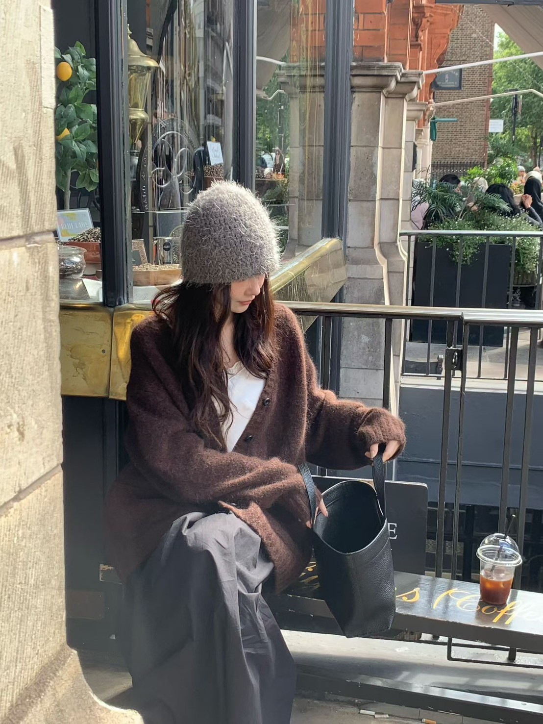 A17.小V家唯美雙口袋馬海毛衣外套