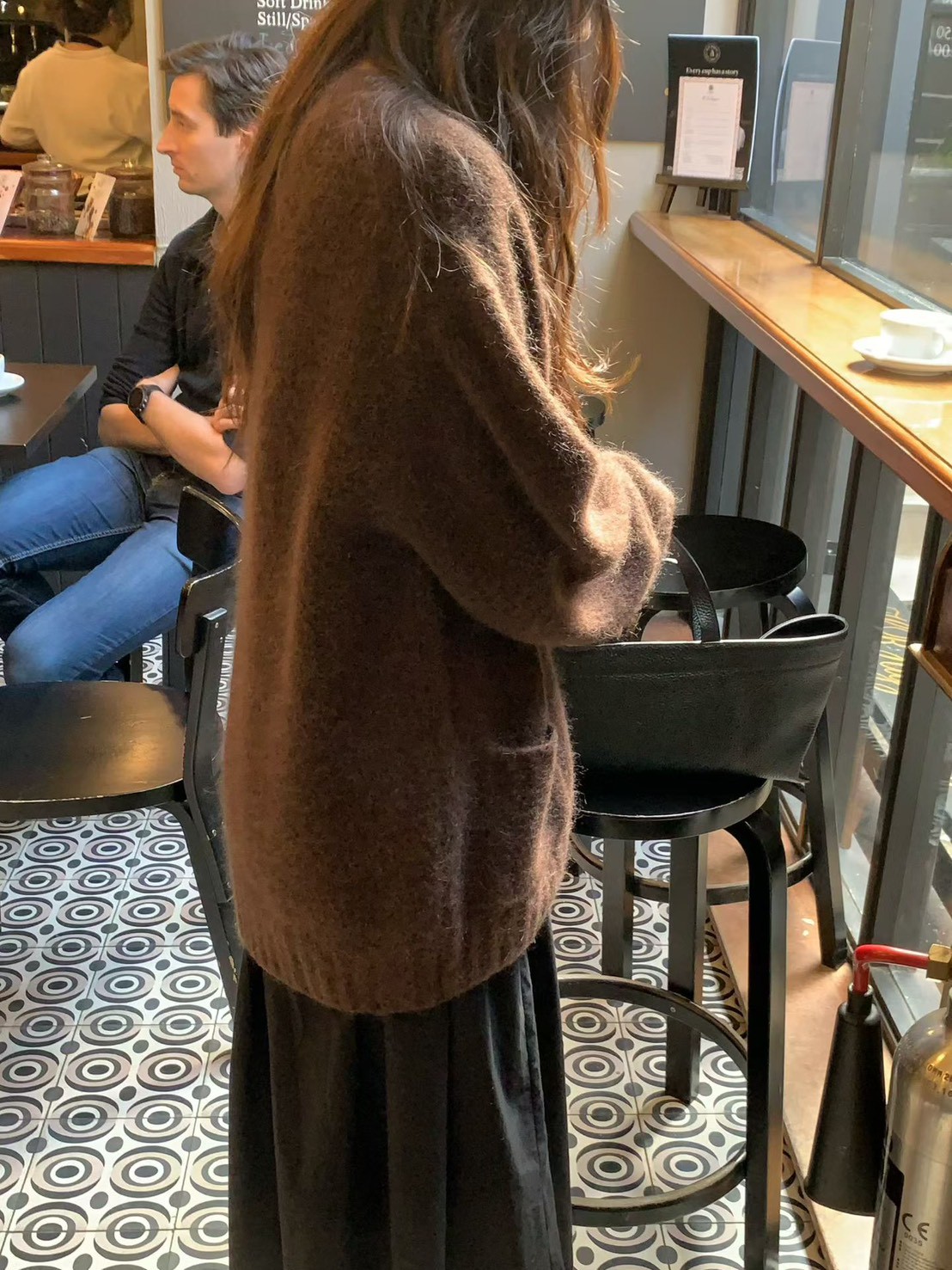 A17.小V家唯美雙口袋馬海毛衣外套