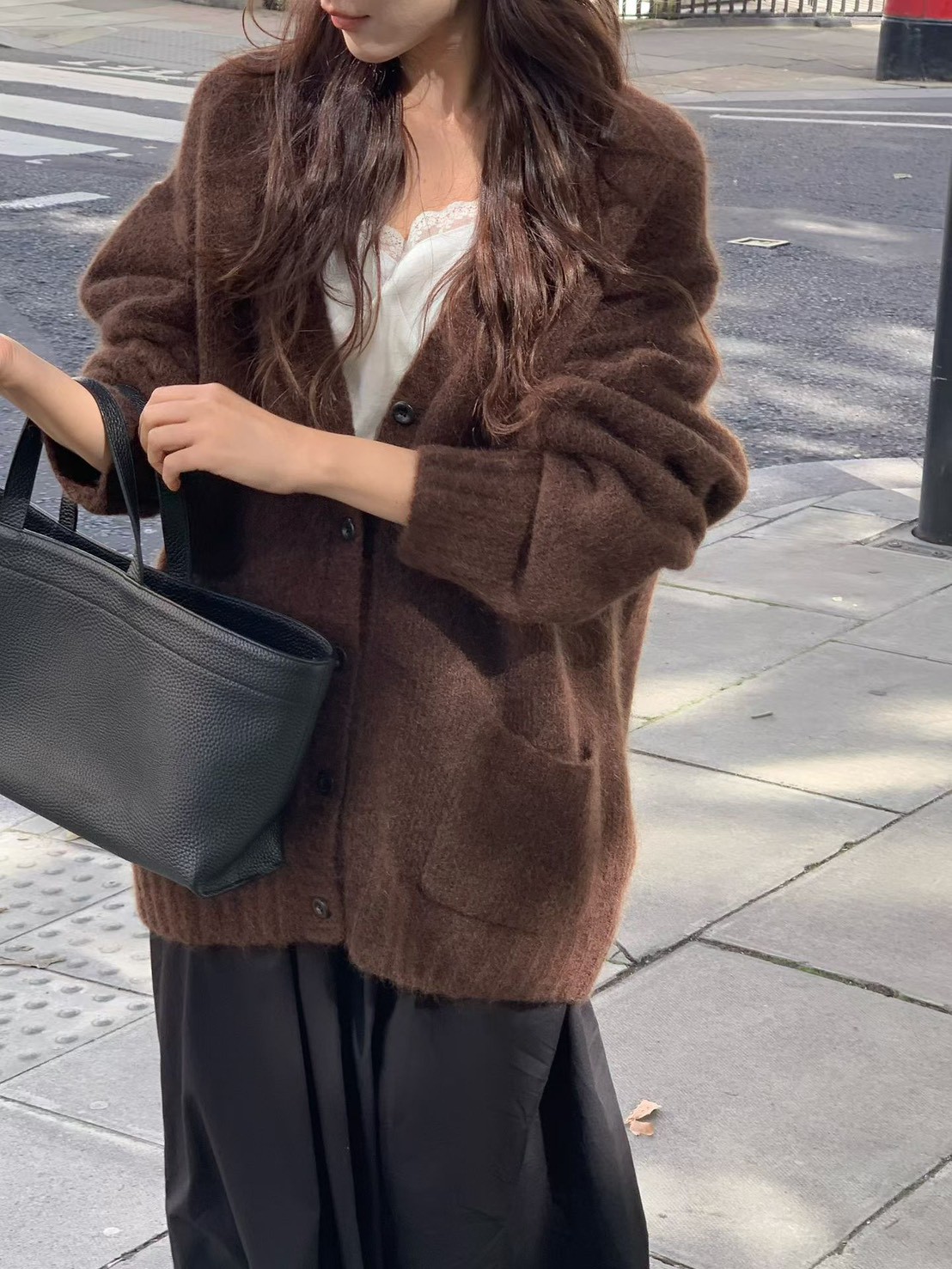 A17.小V家唯美雙口袋馬海毛衣外套