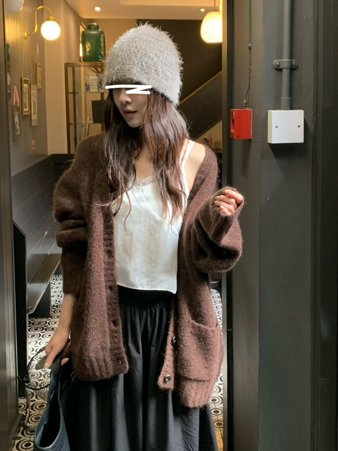 A17.小V家唯美雙口袋馬海毛衣外套