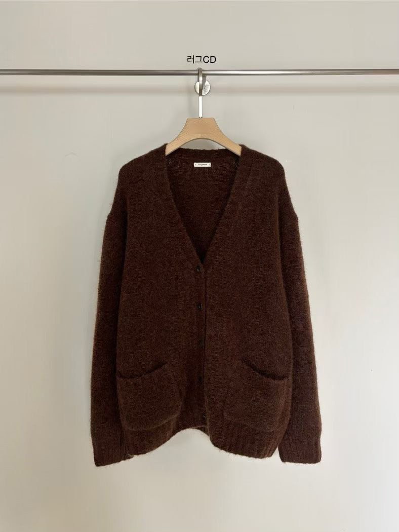 A17.小V家唯美雙口袋馬海毛衣外套