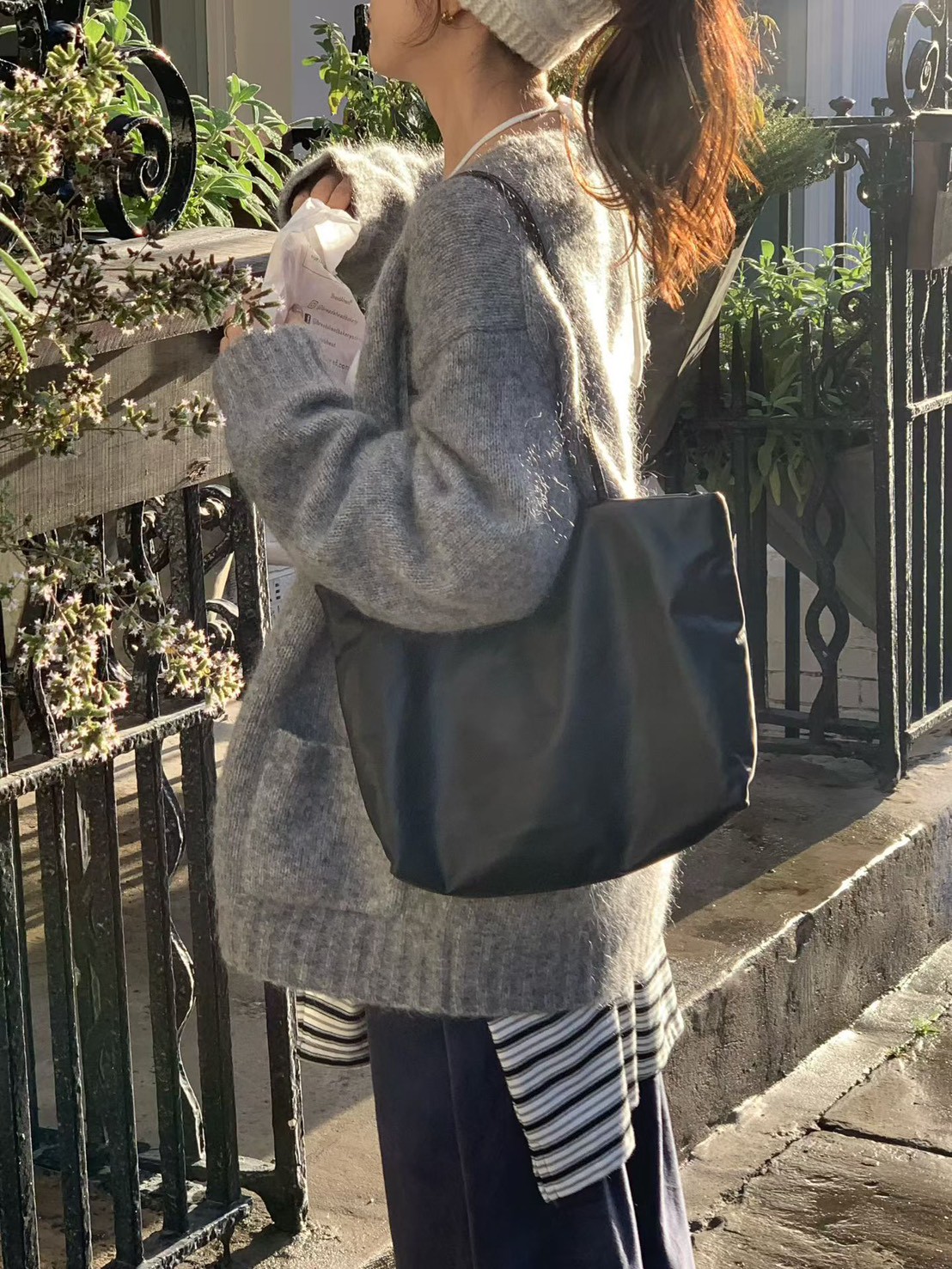 A17.小V家唯美雙口袋馬海毛衣外套