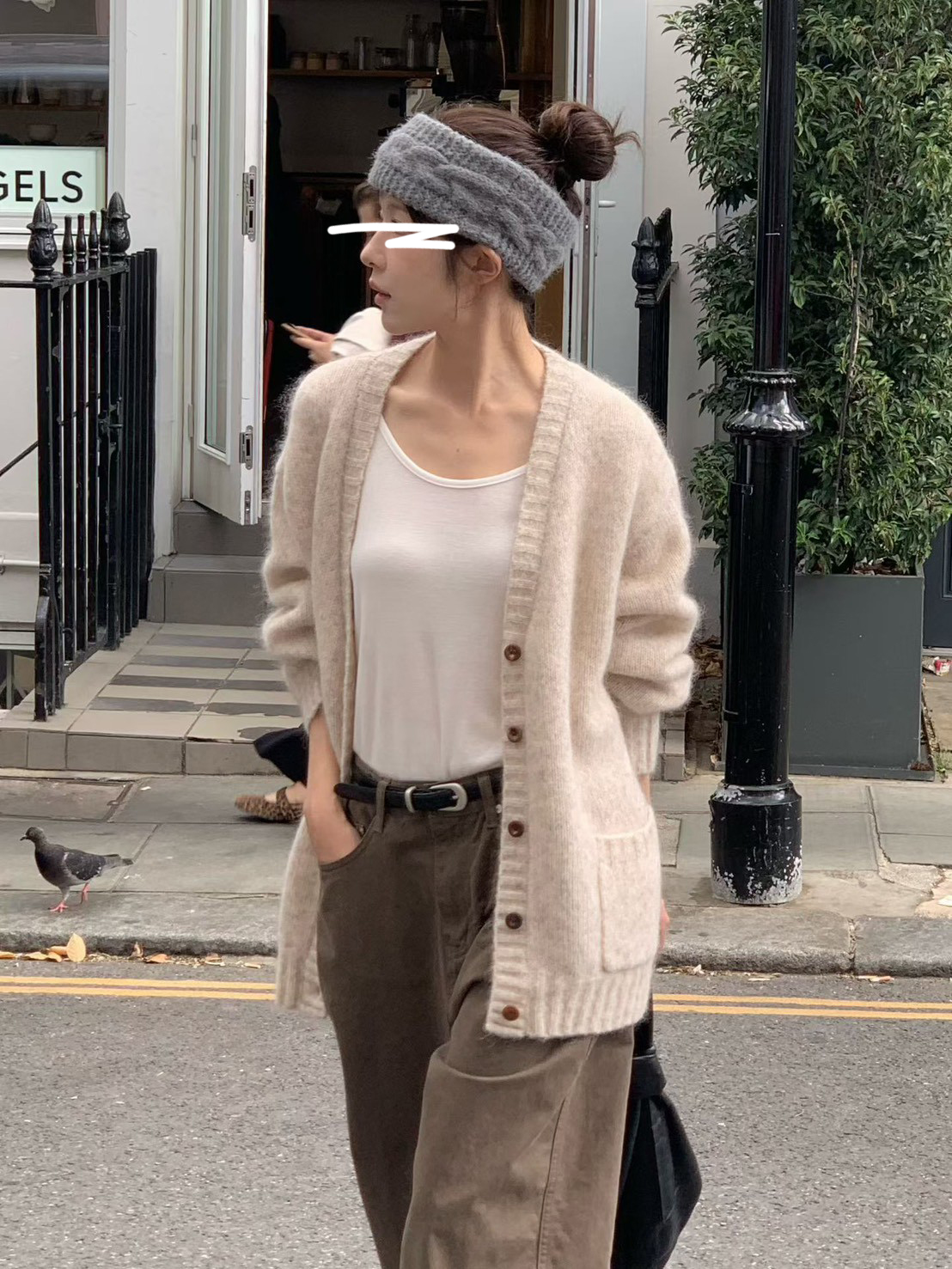 A17.小V家唯美雙口袋馬海毛衣外套