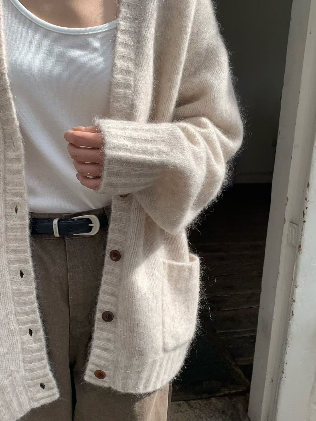 A17.小V家唯美雙口袋馬海毛衣外套