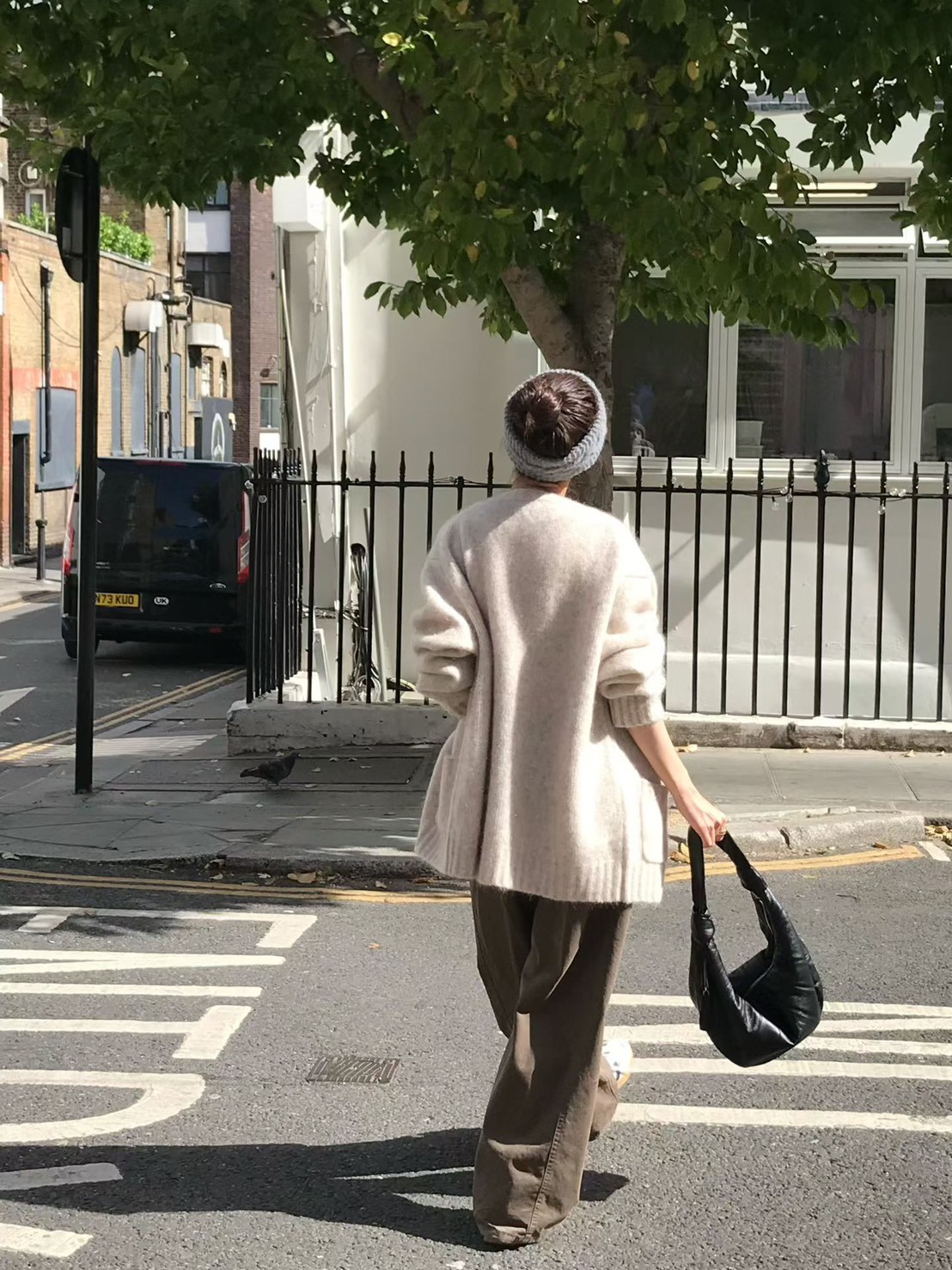 A17.小V家唯美雙口袋馬海毛衣外套