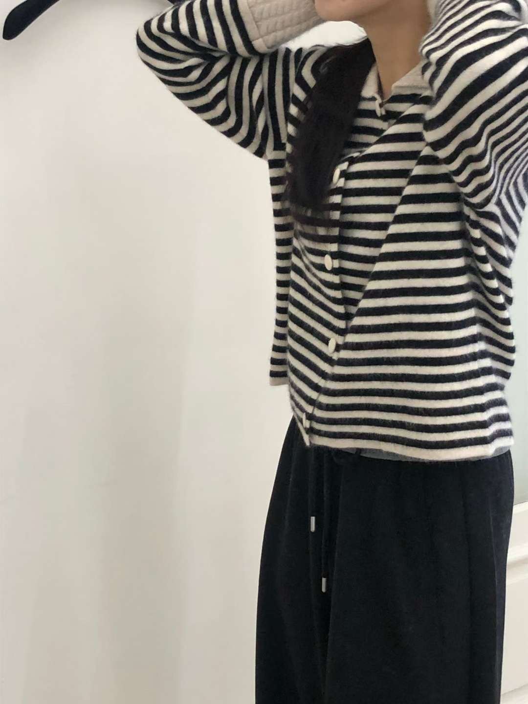 A101.星星家麻花織紋領浣熊條紋外套