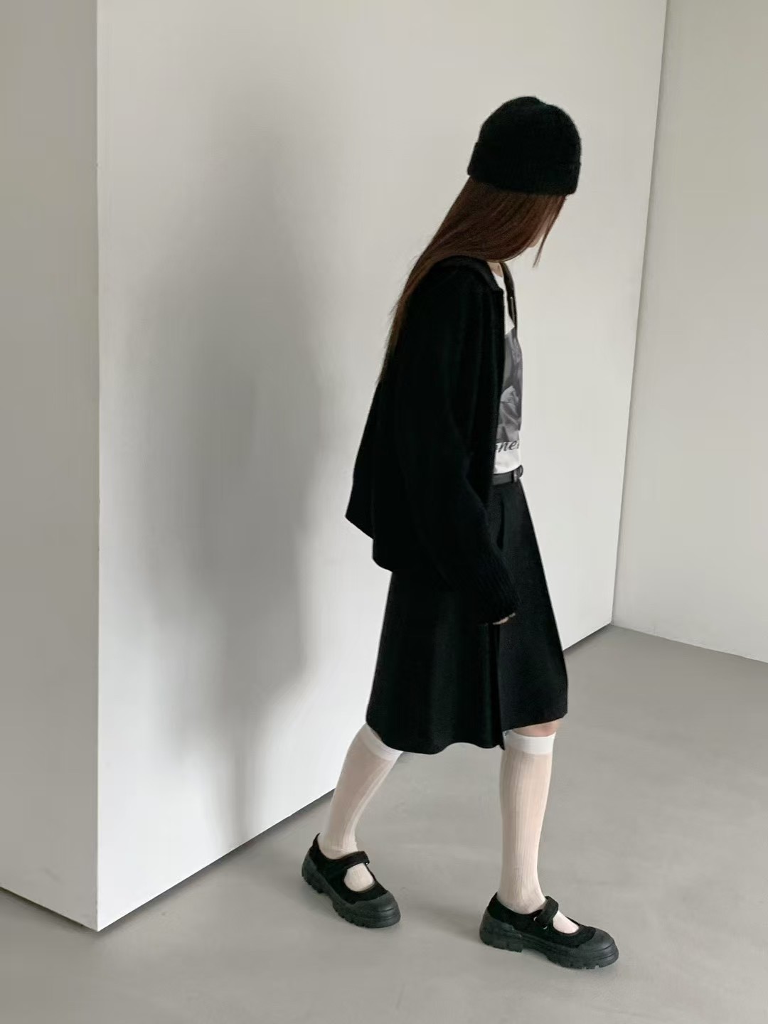 B43.灰階翻領毛衣拉鍊外套