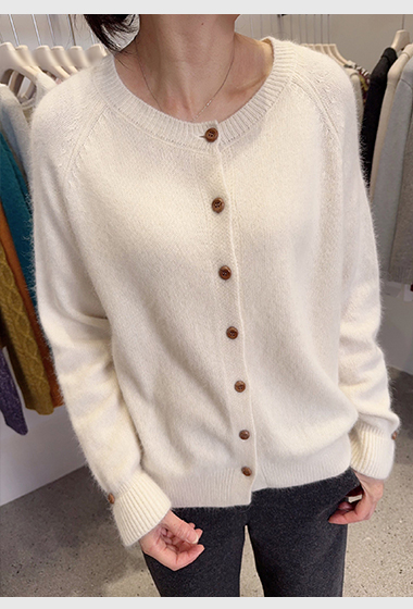 B24.日系木質釦40%浣熊毛衣外套