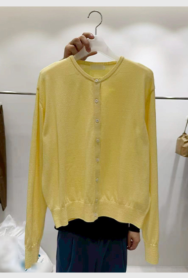 B44.質感家圓領雅致針織小外套