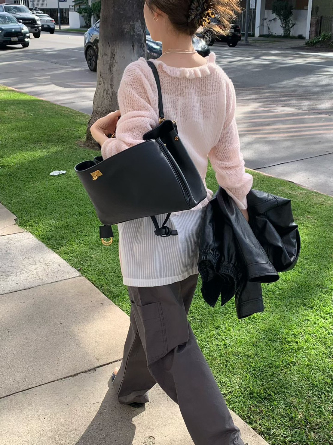 B57.浪漫小波浪粉彩針織小外套