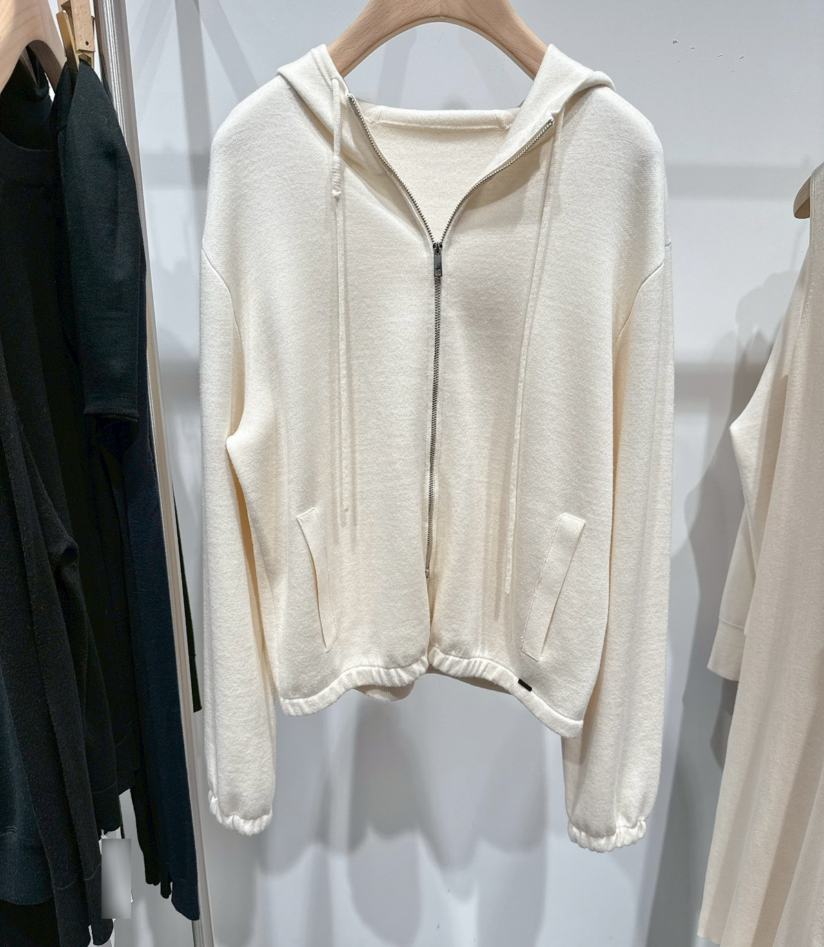 B11.初春美麗諾羊毛連帽外套