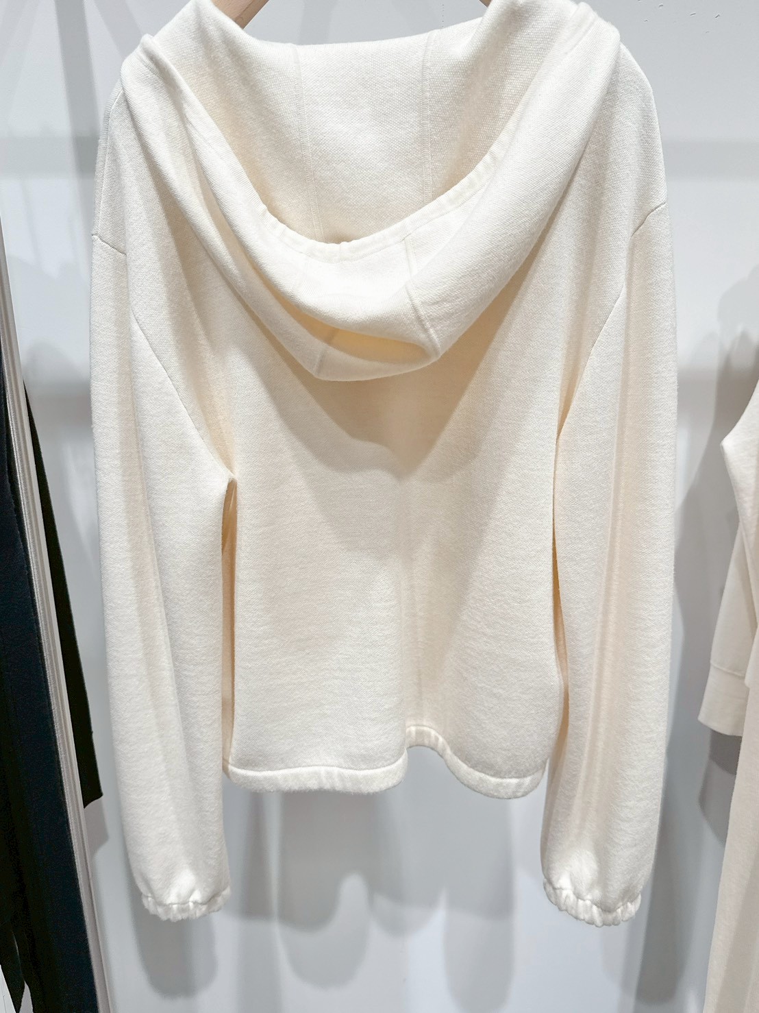 B11.初春美麗諾羊毛連帽外套