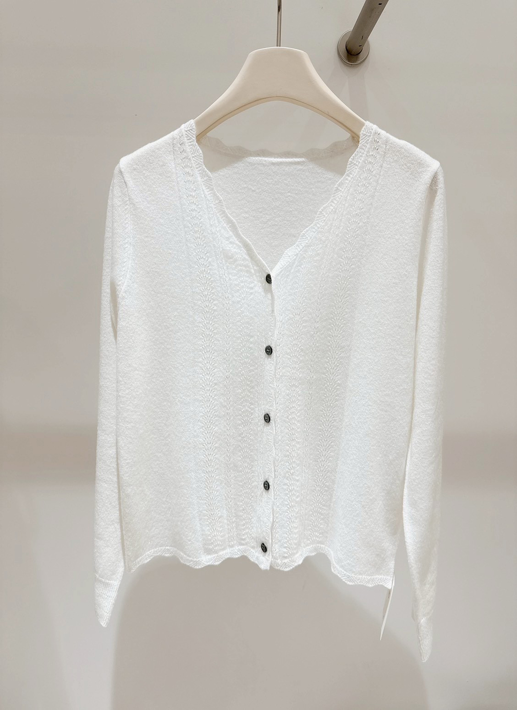 A14.顯瘦花瓣領邊CASHMERE彈性小外套