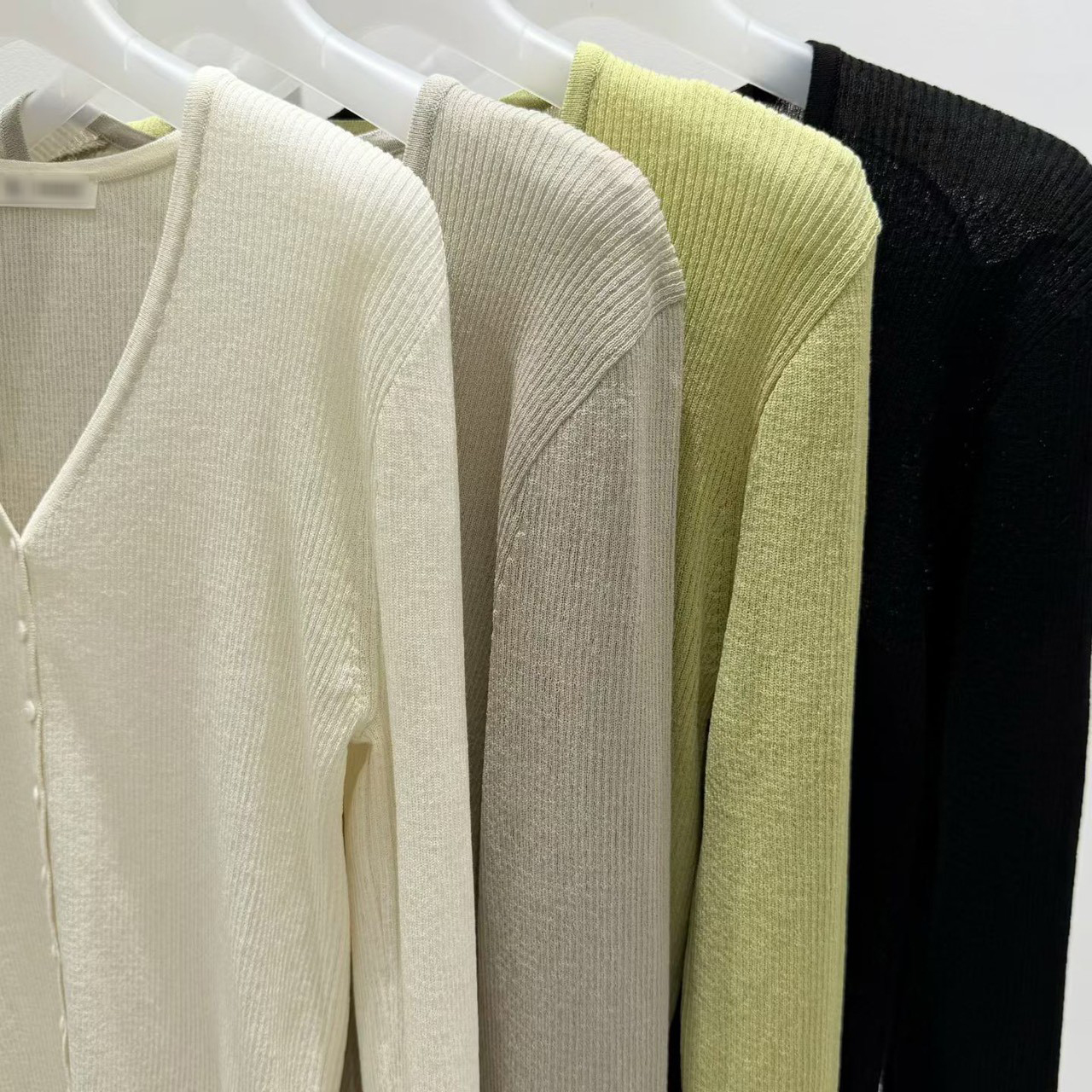 B14.質感家顯瘦直坑條針織小外套