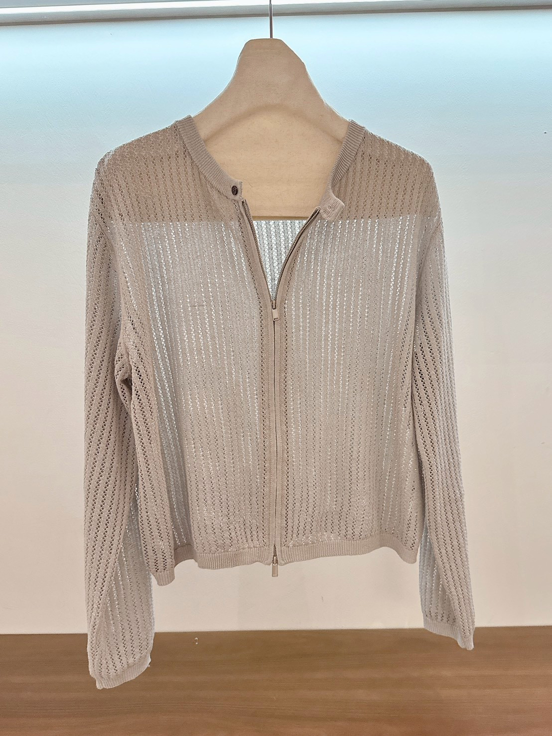 A12.單釦拉鍊洞洞針織小外套