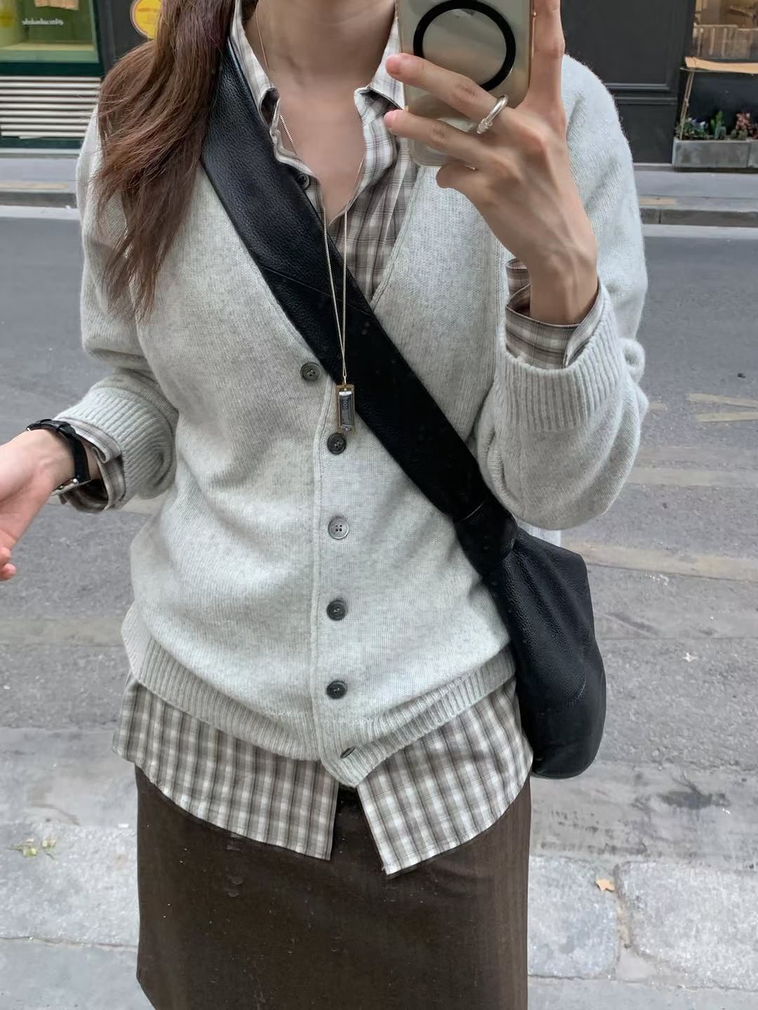 B67.大V家美麗諾V領針織外套