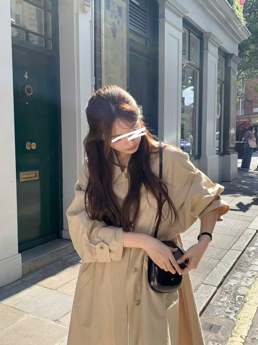 B99.顏值家柔美傘襬長風衣外套