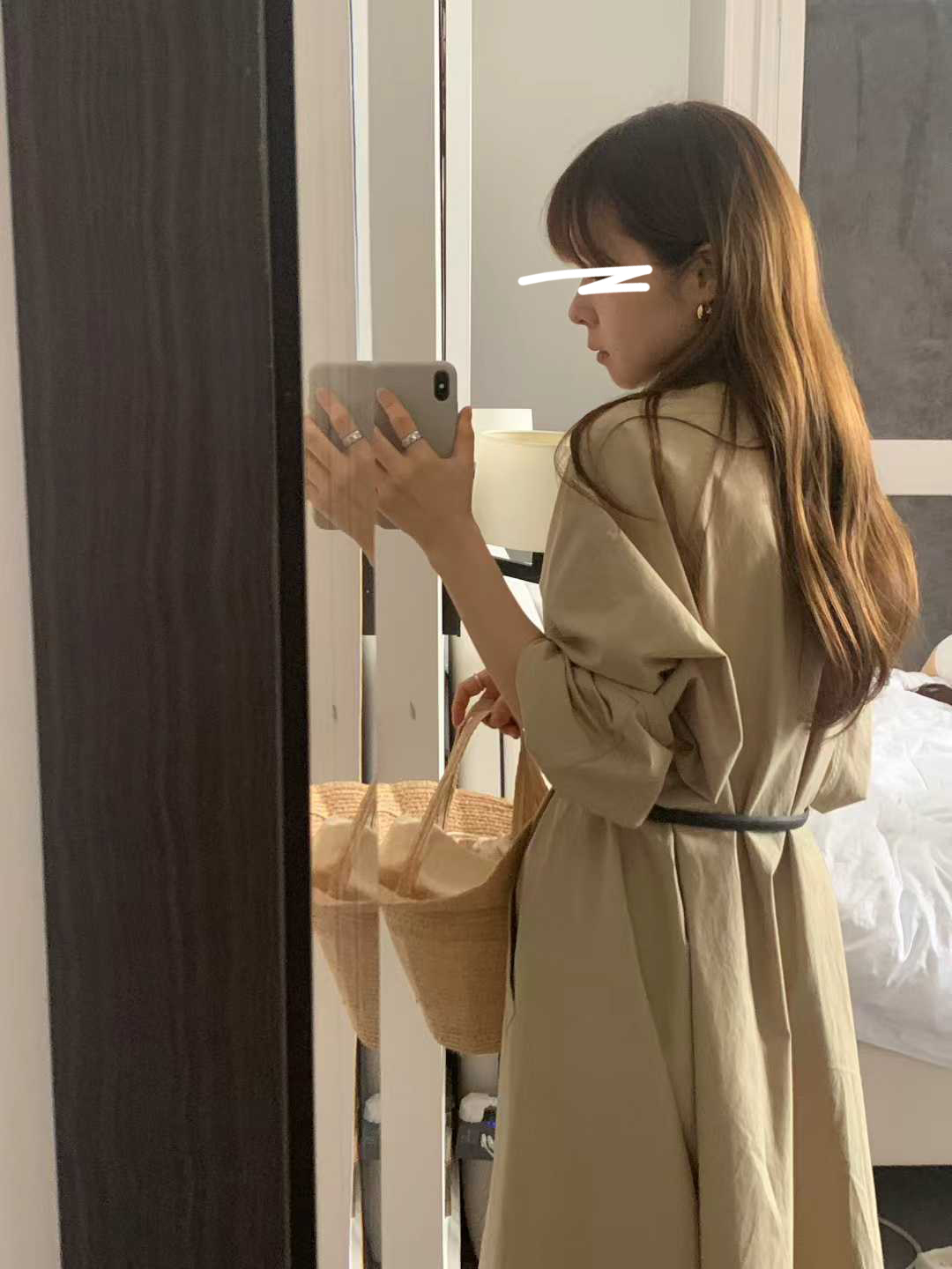 B99.顏值家柔美傘襬長風衣外套