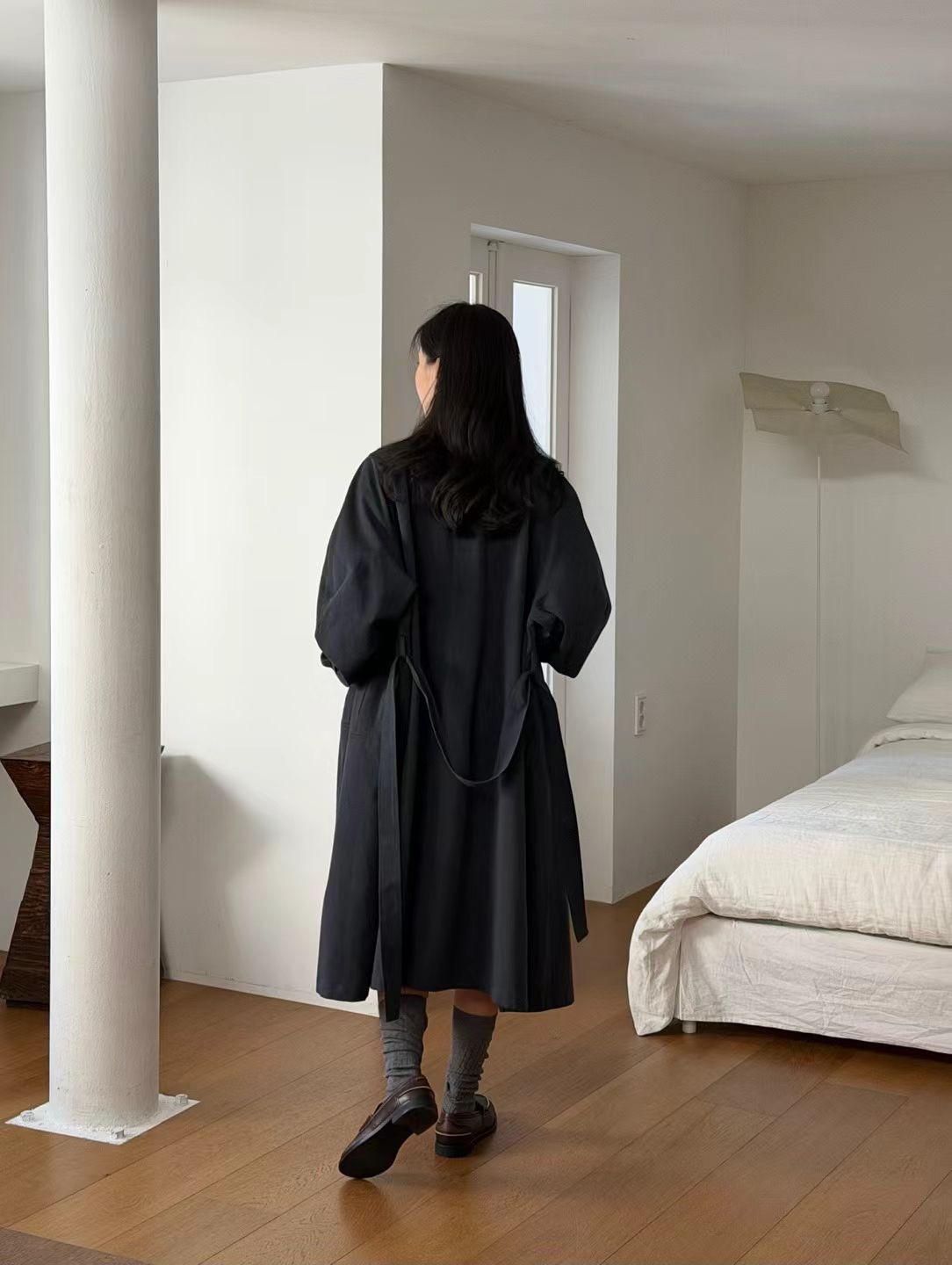 B34.瘦瘦歐膩早春立領剪接風衣長外套