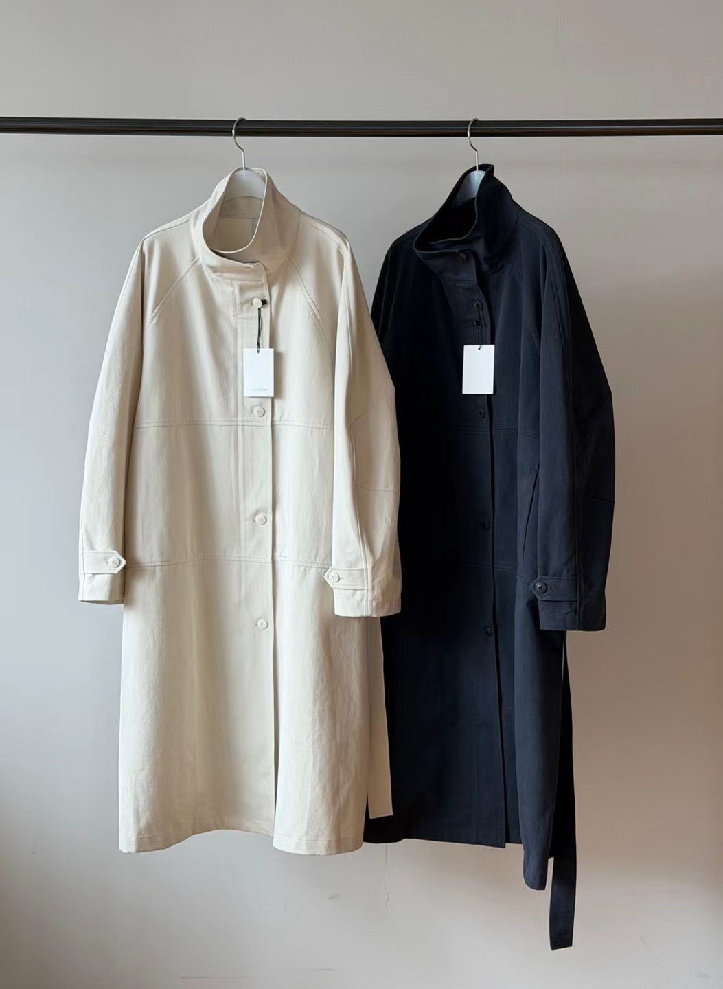 B34.瘦瘦歐膩早春立領剪接風衣長外套