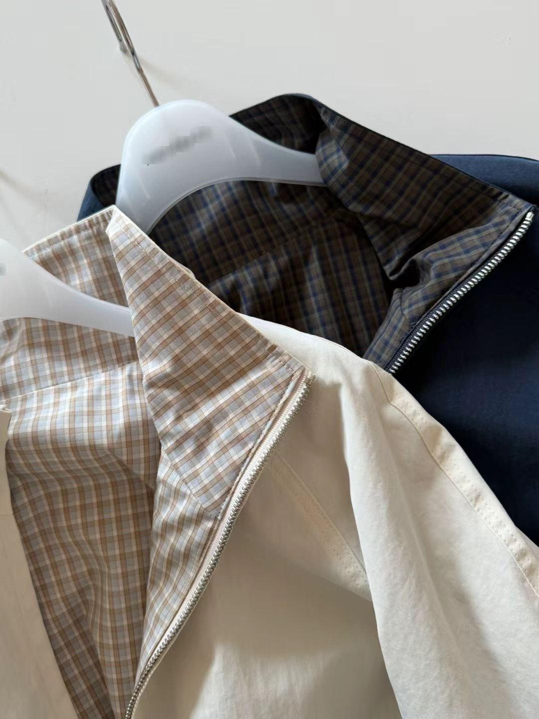 B31.瘦瘦歐膩雙面穿搭格紋防風外套