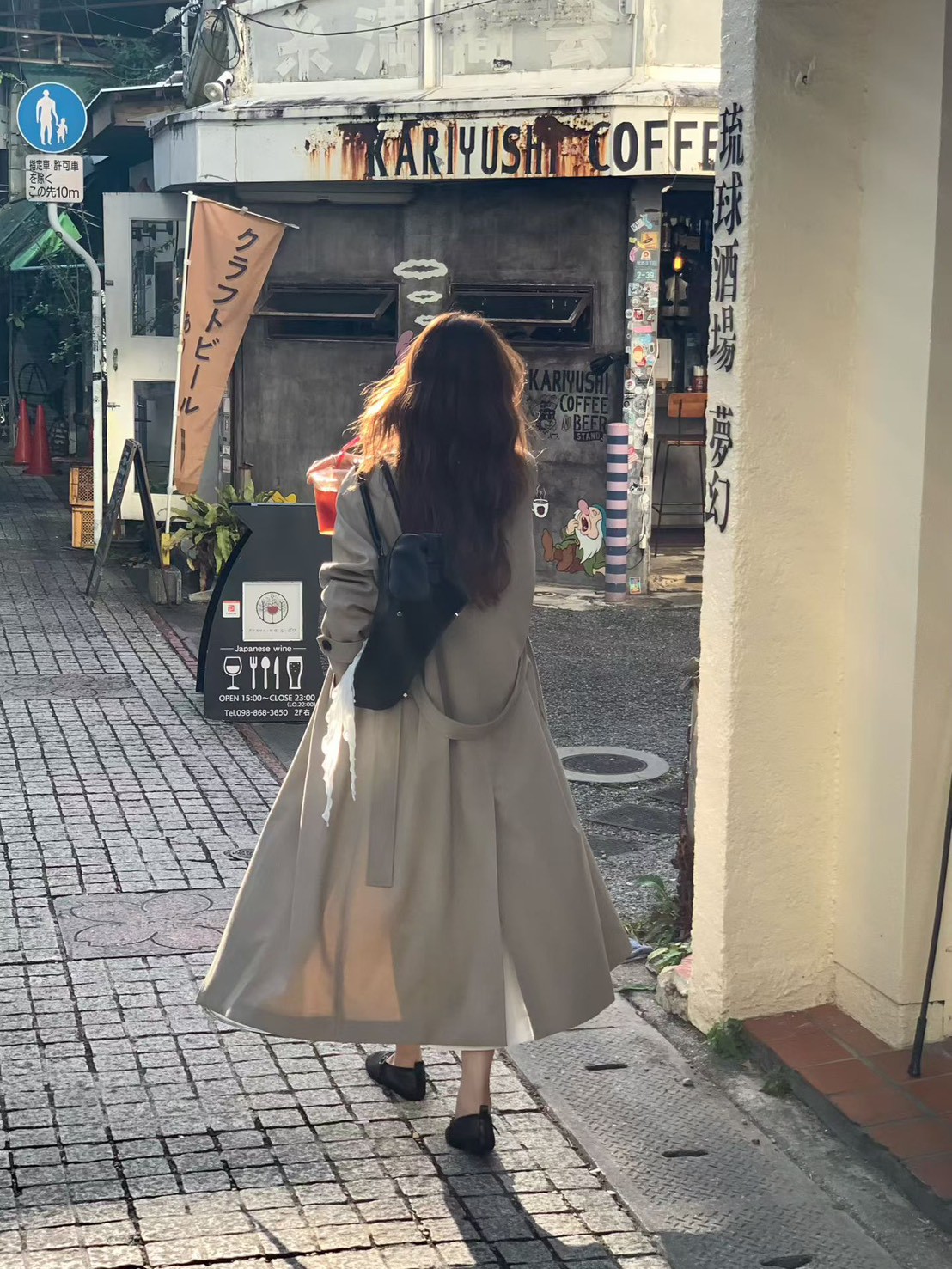 B15.大V家時尚都會長版風衣外套