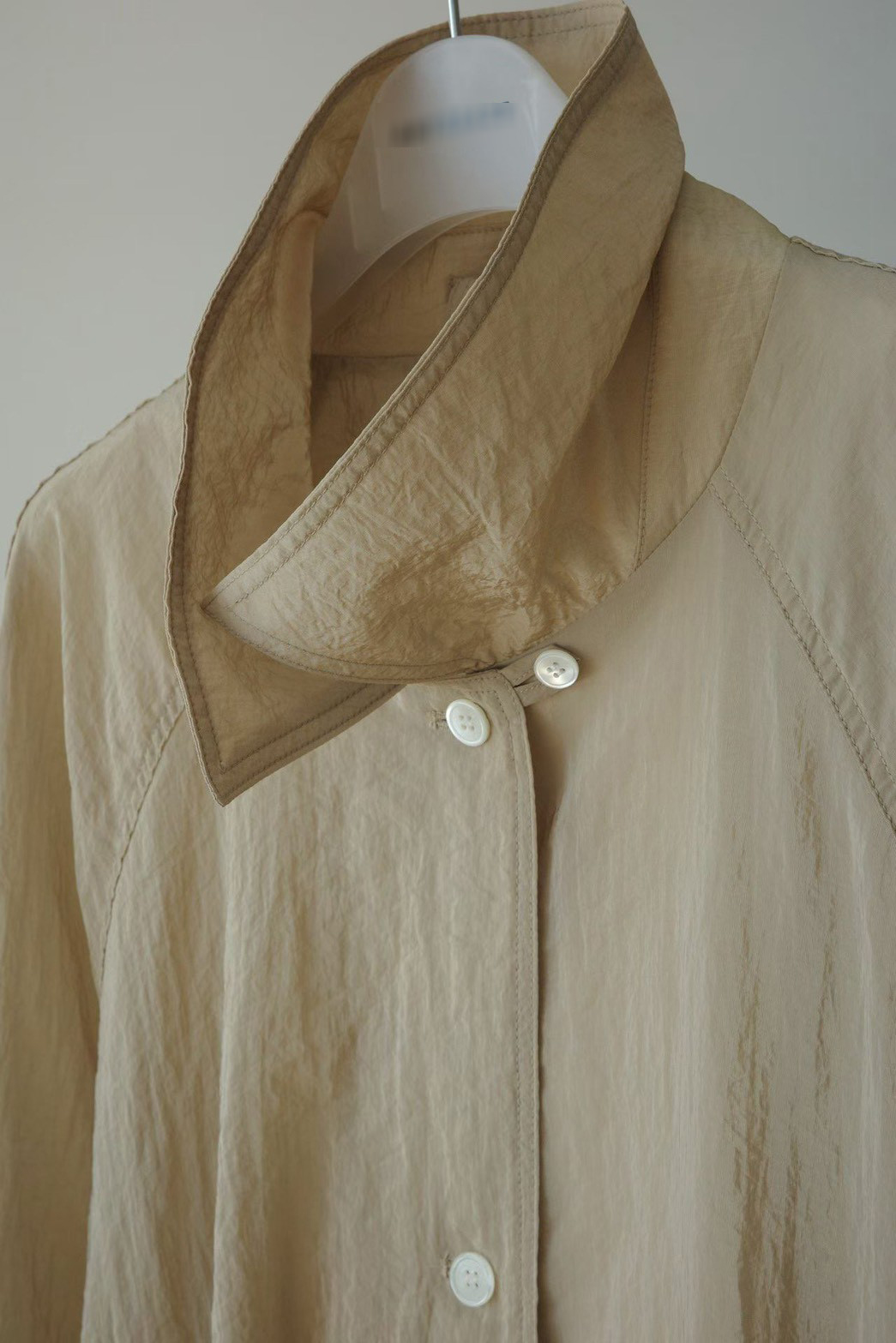 B95.瘦瘦歐膩溫柔微透綁帶外套