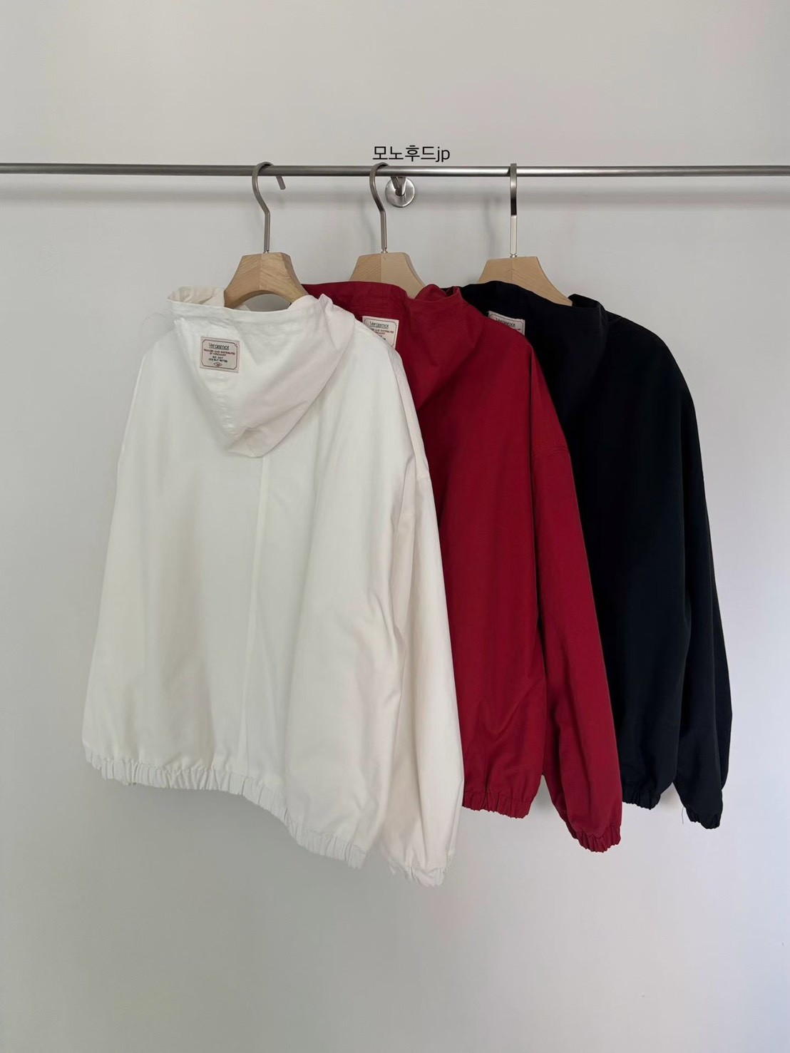 B92.小V家韓妞亮彩防風外套