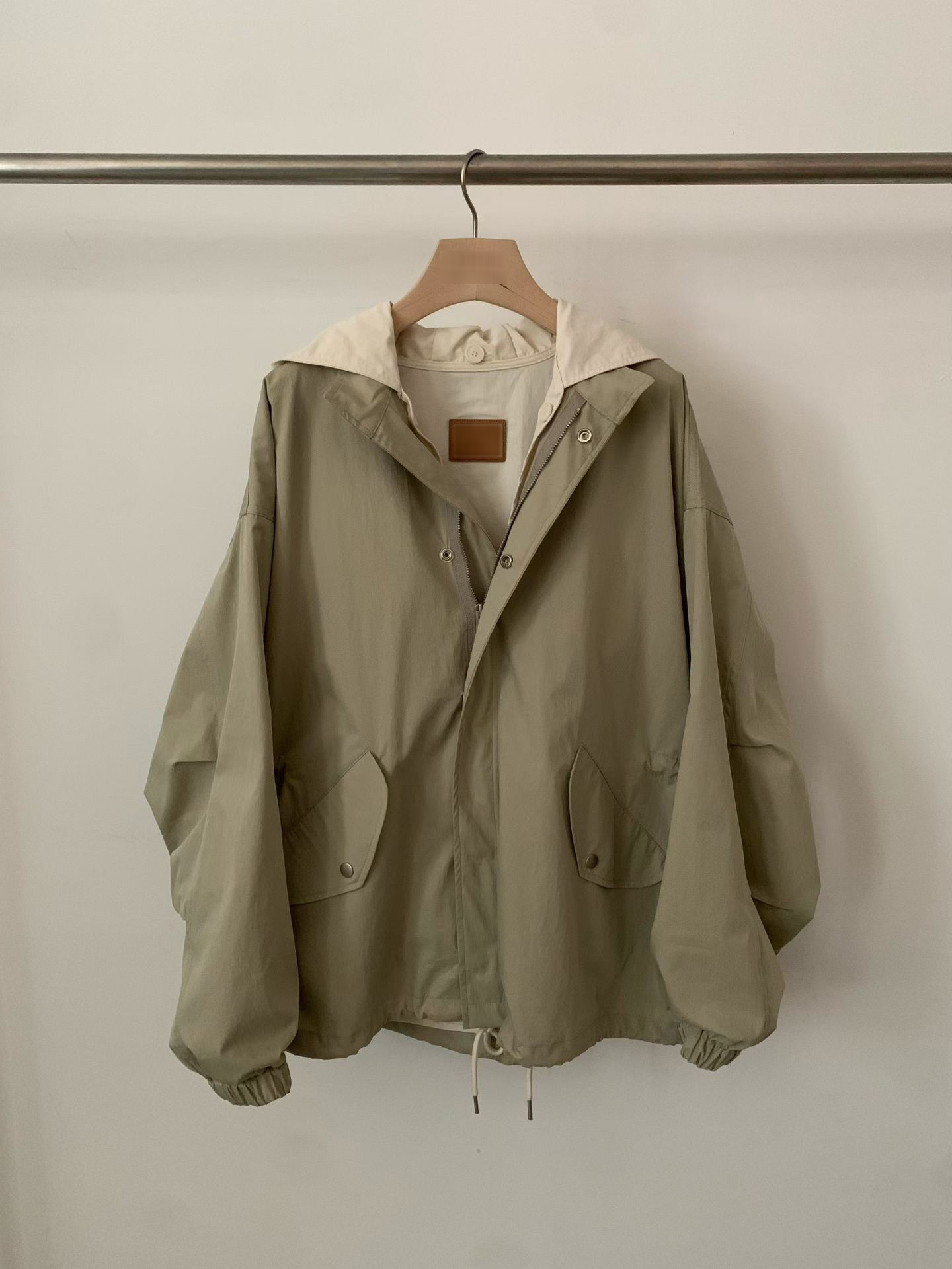 B69.人氣可分開多穿式風衣外套