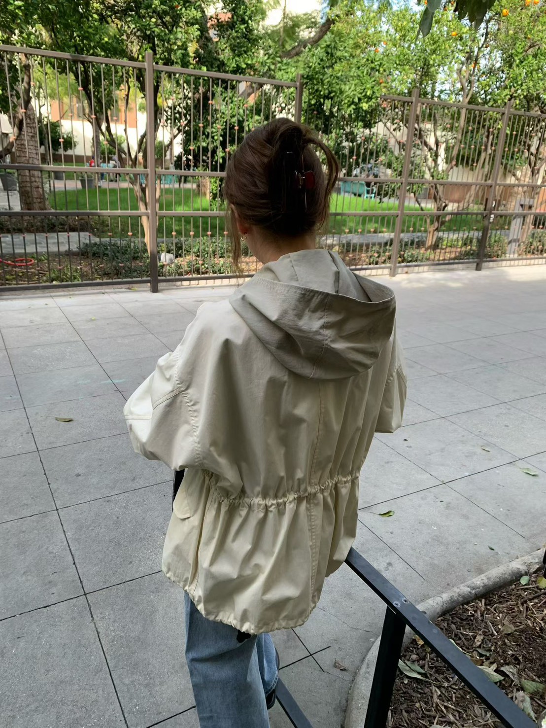 B69.人氣可分開多穿式風衣外套