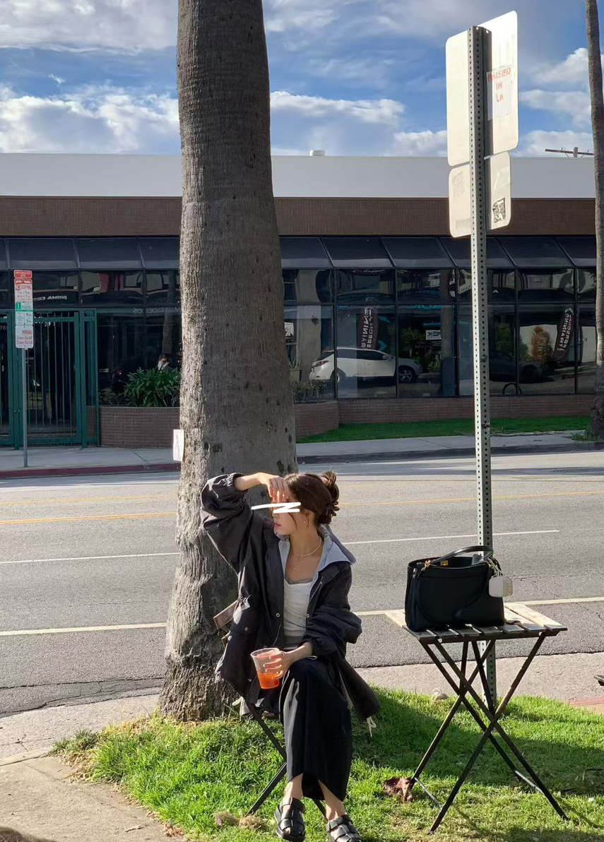 B69.人氣可分開多穿式風衣外套