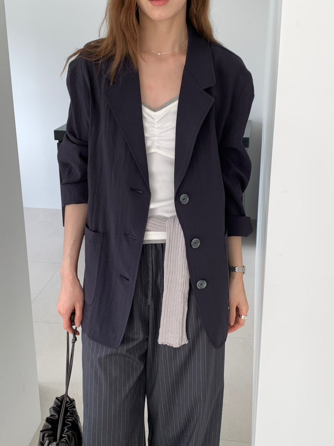 B39.輕薄雙口袋西裝外套