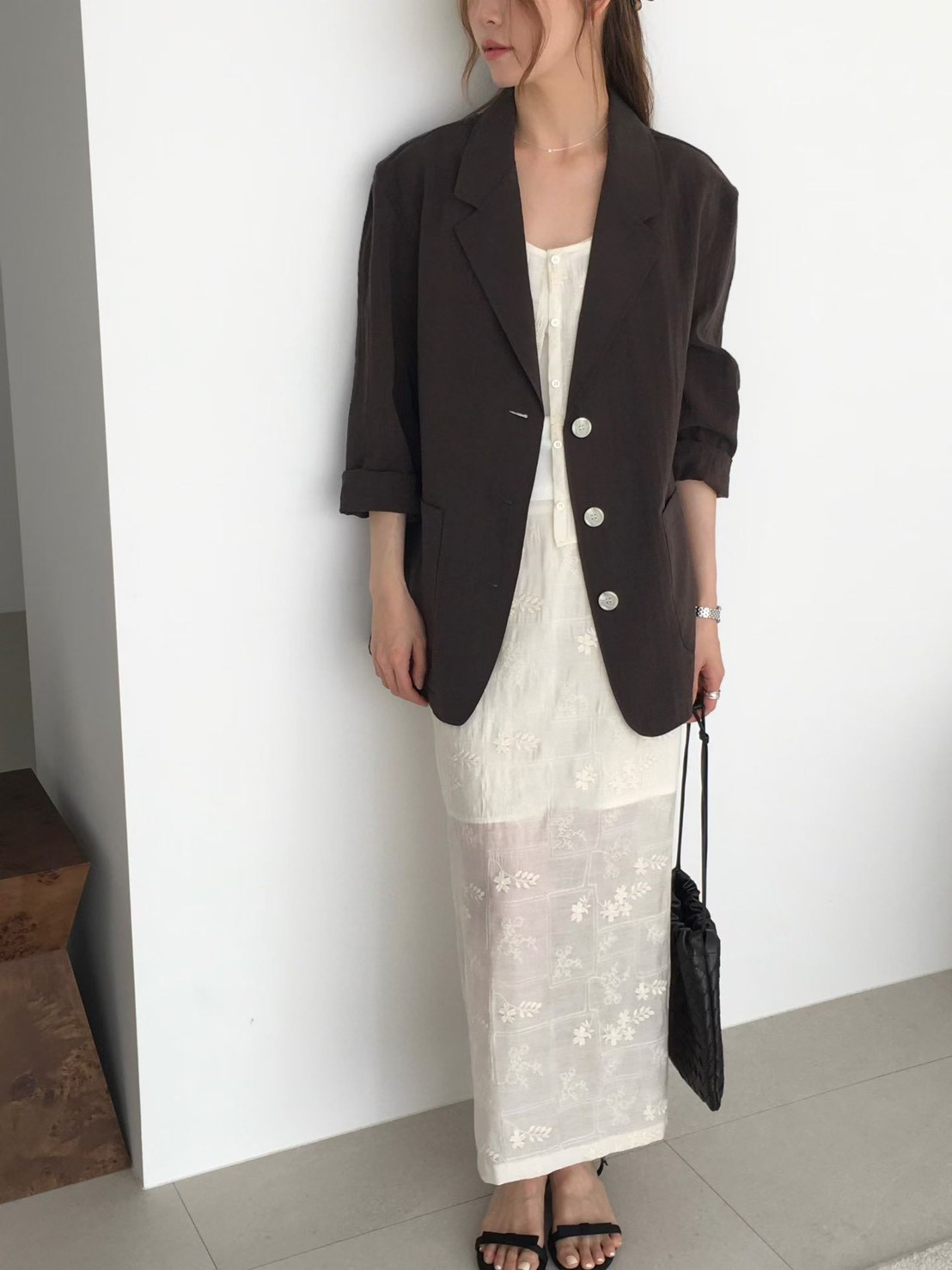 B39.輕薄雙口袋西裝外套