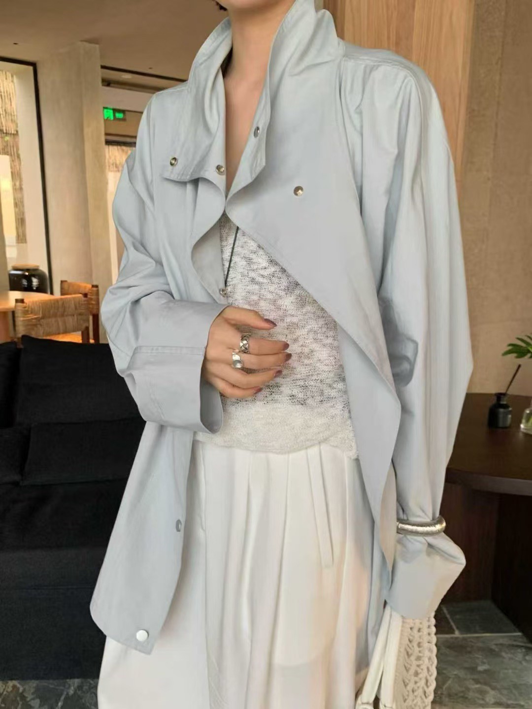 清爽薄款風衣外套