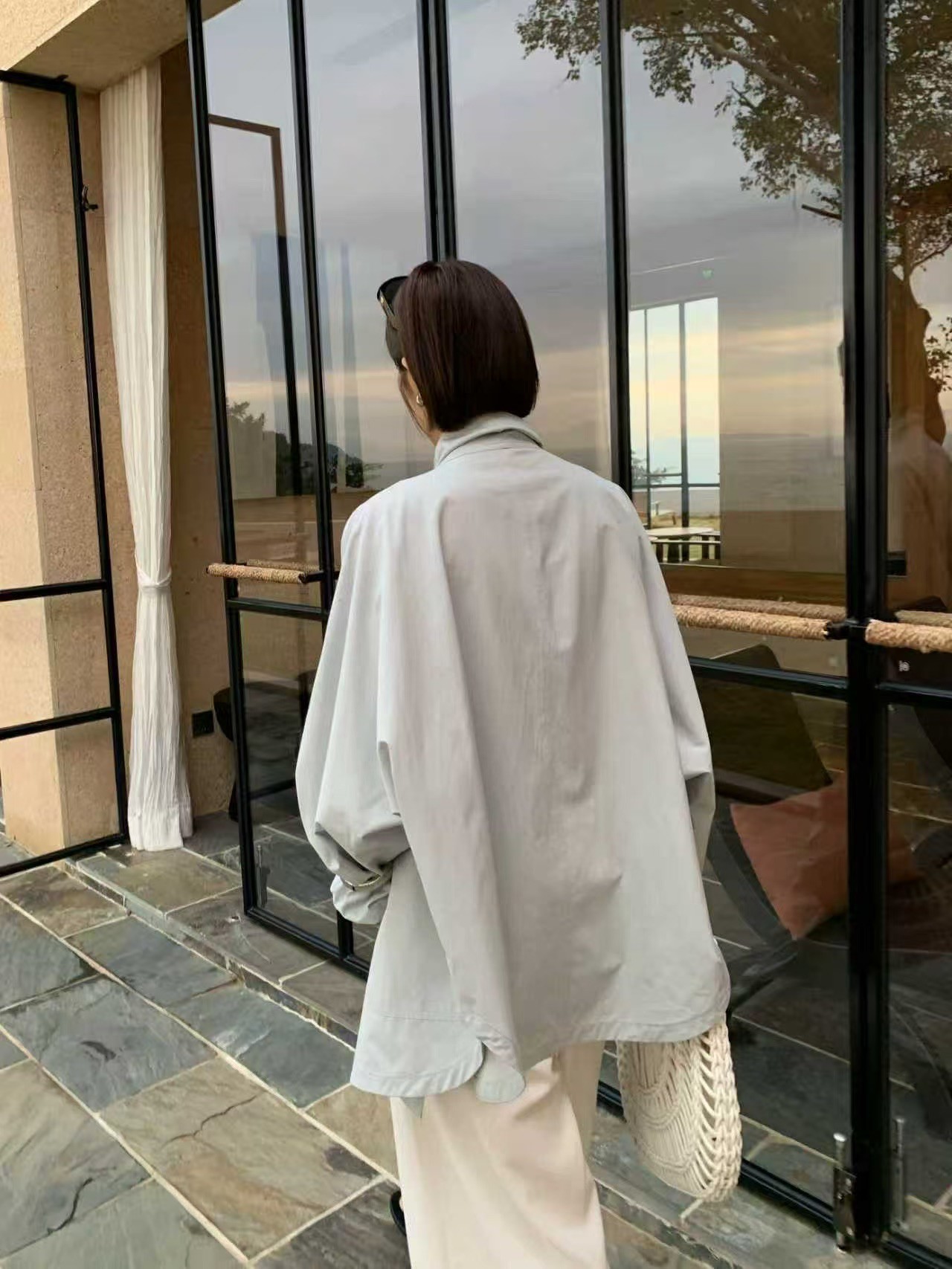 清爽薄款風衣外套