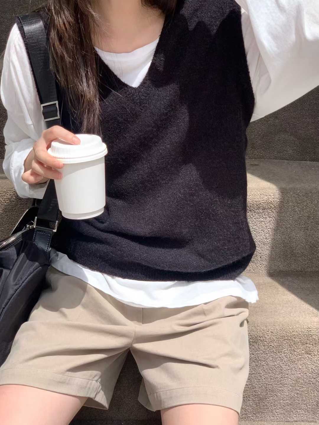 A89.氣質女孩V領針織背心