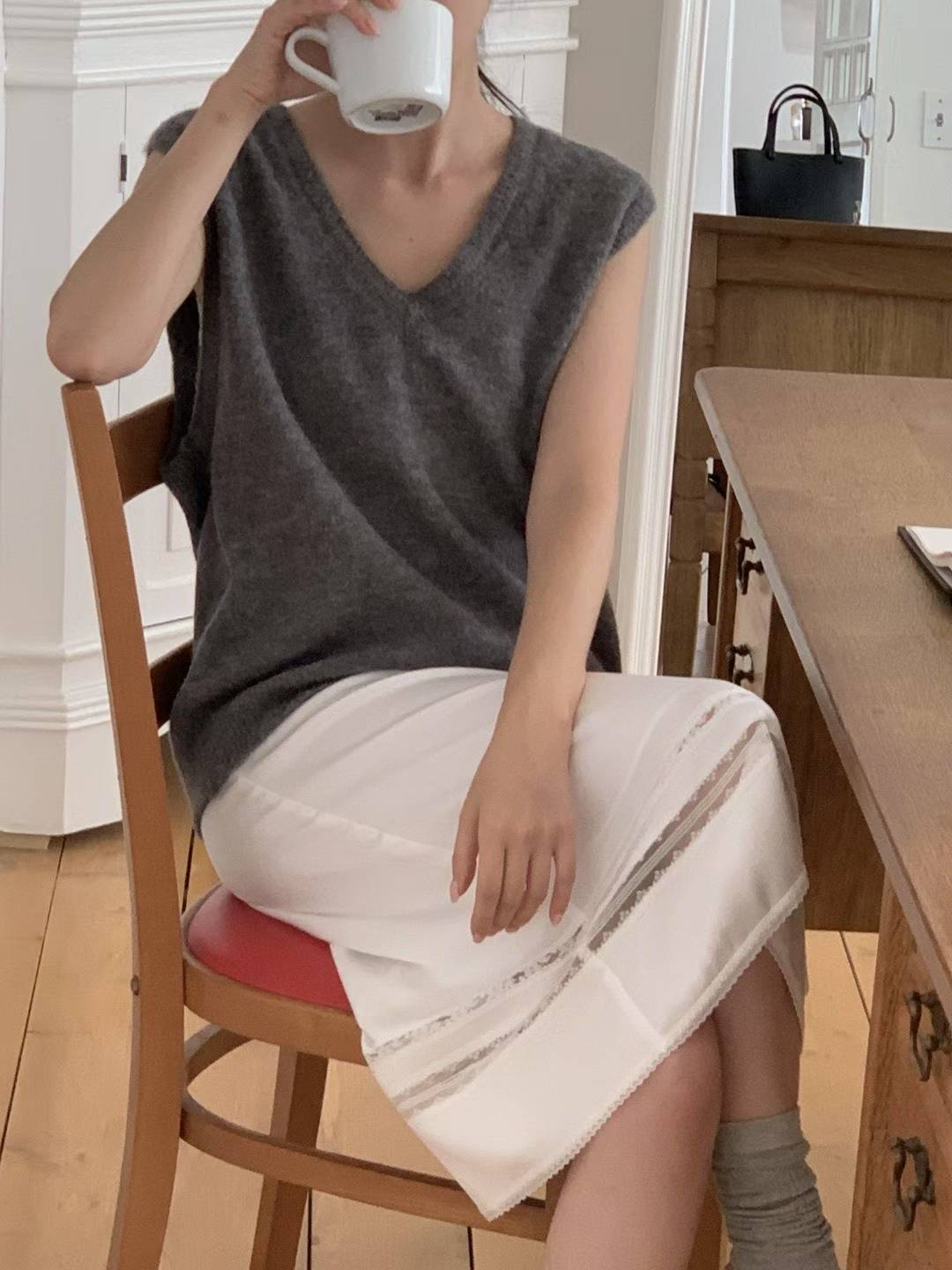 A89.氣質女孩V領針織背心