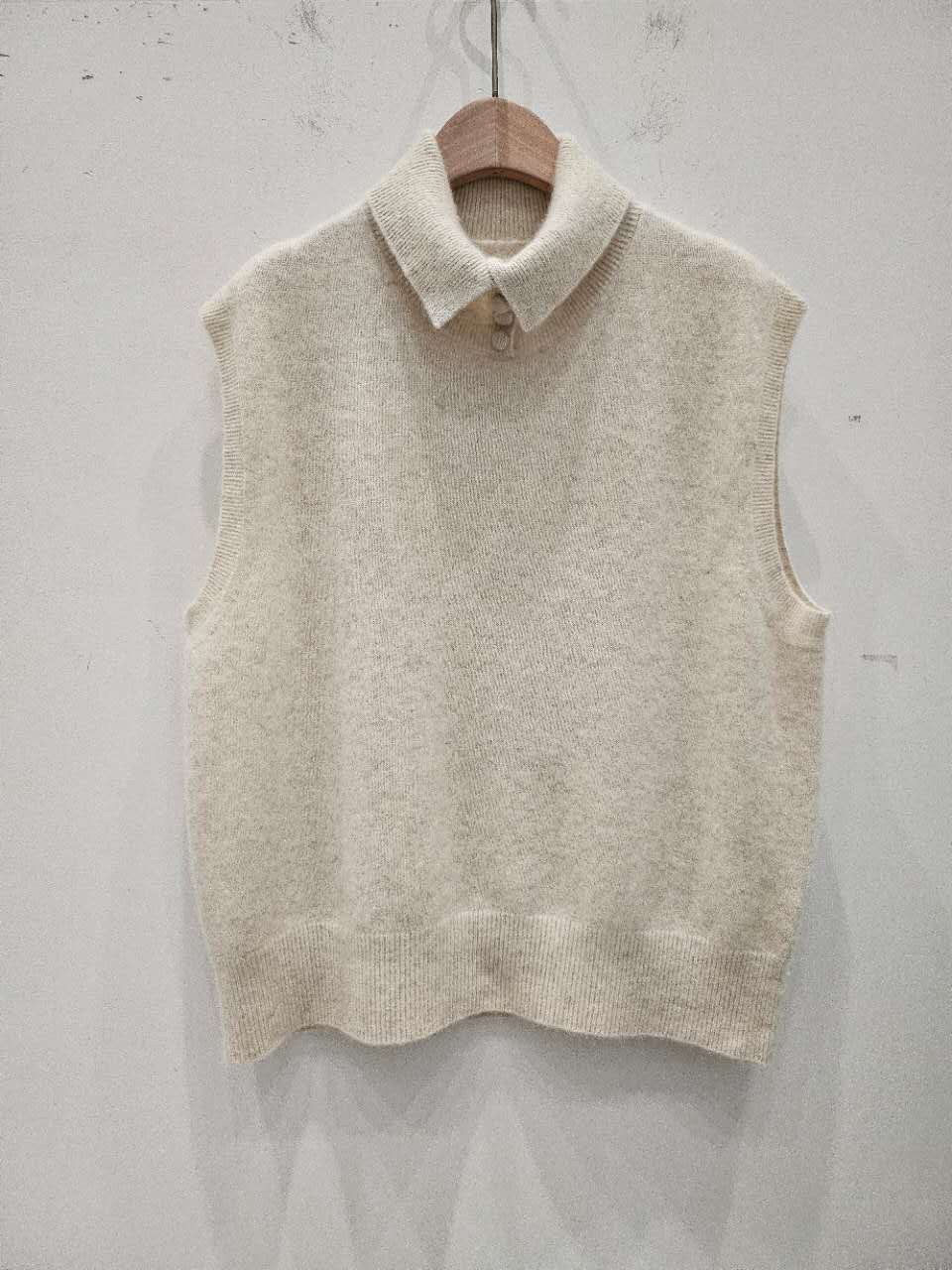A127.星星家人氣小翻領犛牛背心